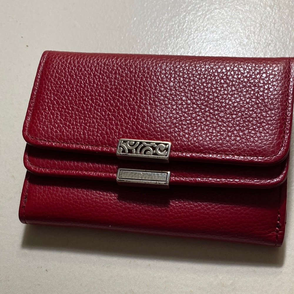 Brighton Collectibles 12 Oaks Mall wallet in Red
